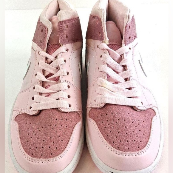 Jordan 1 Mid Digital Pink Women’s Sneakers Size 7 Pre-owned Good Condition - Picture 5 of 11